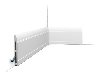 Orac Sockelleiste SX104