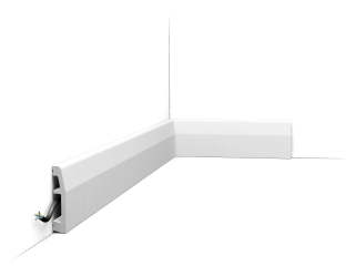Orac Sockelleiste SX125
