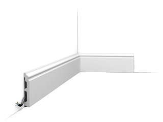 Orac Sockelleiste SX173