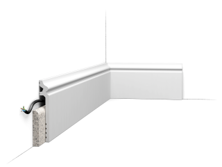 Orac Fußleiste SX186