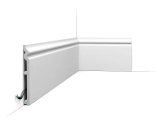 Orac Sockelleiste SX206