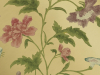 Little Greene Blumentapete mit großen rosa und lila Blumen China Rose - Emerald Lustre