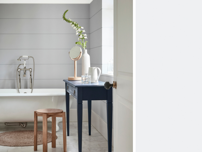 Little Greene Intelligent Exterior Eggshell - Gaze 106