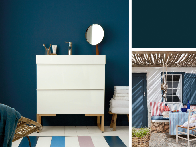 Little Greene - Hicks' Blue 208 auf dem Holzwerk eines weißen Cottages