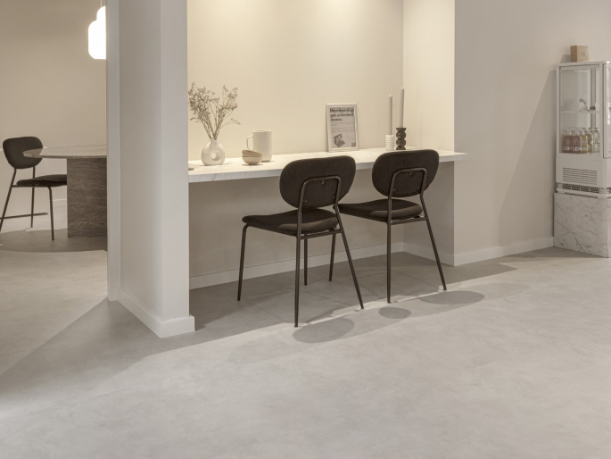 Floorify Große Fliesen Pebble Beach F030 - klicken Vinyl