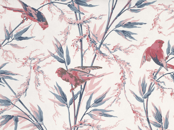 Great Ormond Street - Carmine Tapete mit Ziergräsern und fliegenden rosafarbenen Vögeln von Little Greene